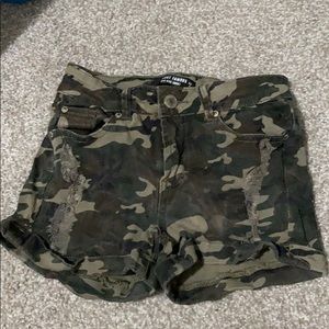Camo jean shorts